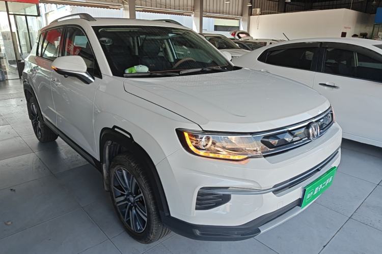 Used CHANGAN CS35PLUS 2019 1.6L Manual Chuanlian Edition Front Right 45 Deg