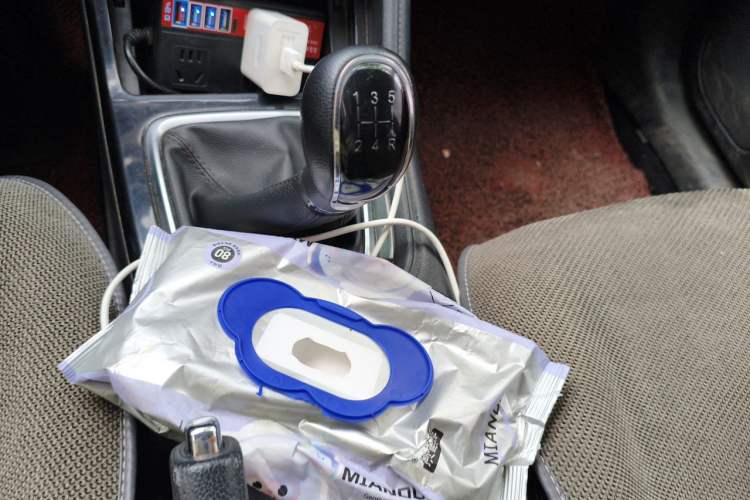 Used CHANGAN CS35PLUS 2019 1.6L Manual Chuanlian Edition Gear Lever