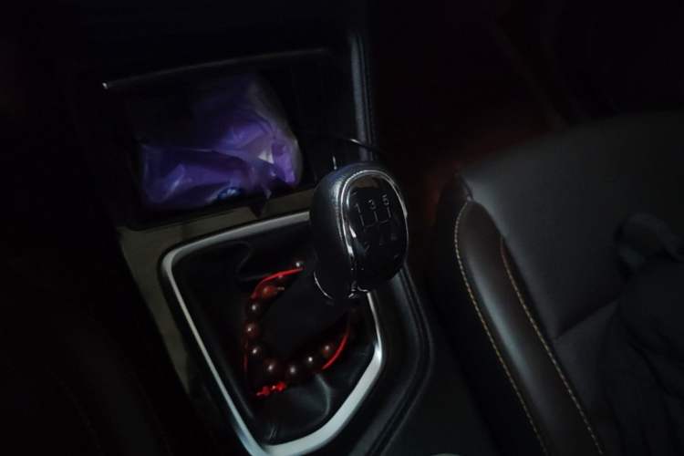 Used CHANGAN CS35PLUS 2019 1.6L Manual Chuanlian Edition Gear Lever