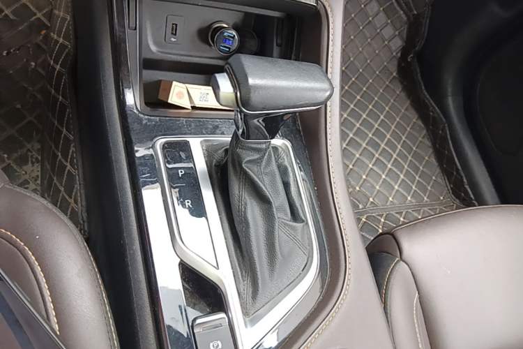 Used CHANGAN CS35PLUS 2019 1.6L Automatic Changlian Edition Gear Lever