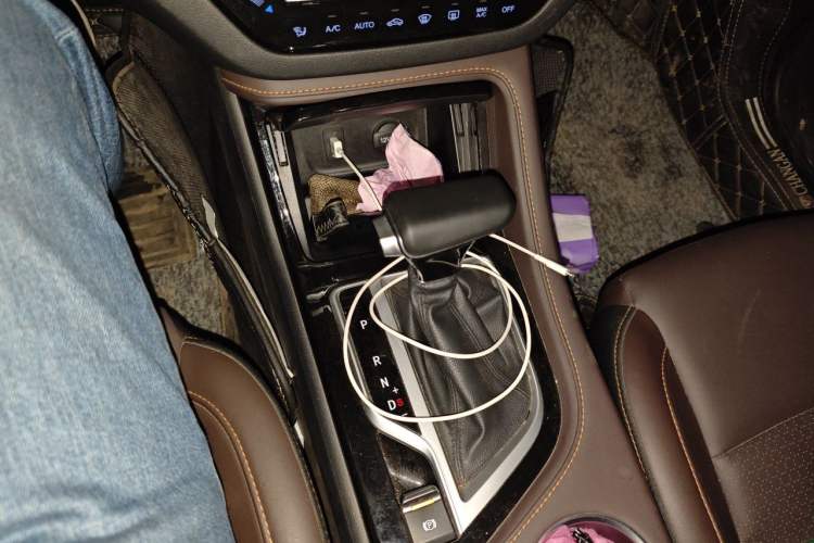 Used CHANGAN CS35PLUS 2019 1.6L Automatic Changlian Edition Gear Lever