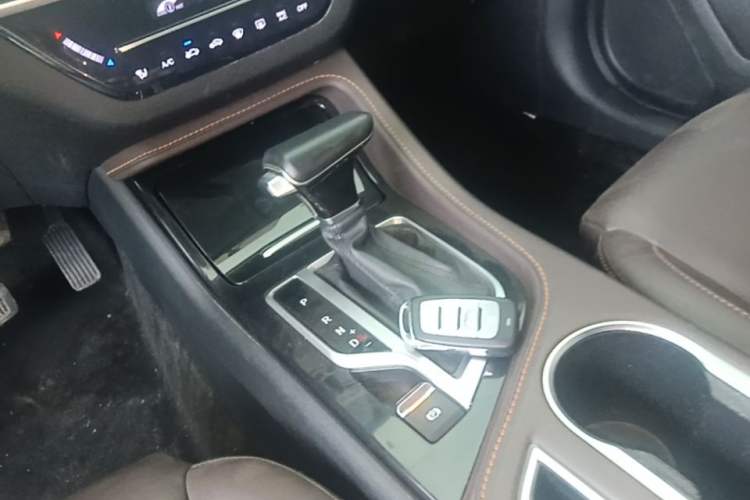 Used CHANGAN CS35PLUS 2019 1.6L Automatic Yue Lian Upgrade Edition Gear Lever