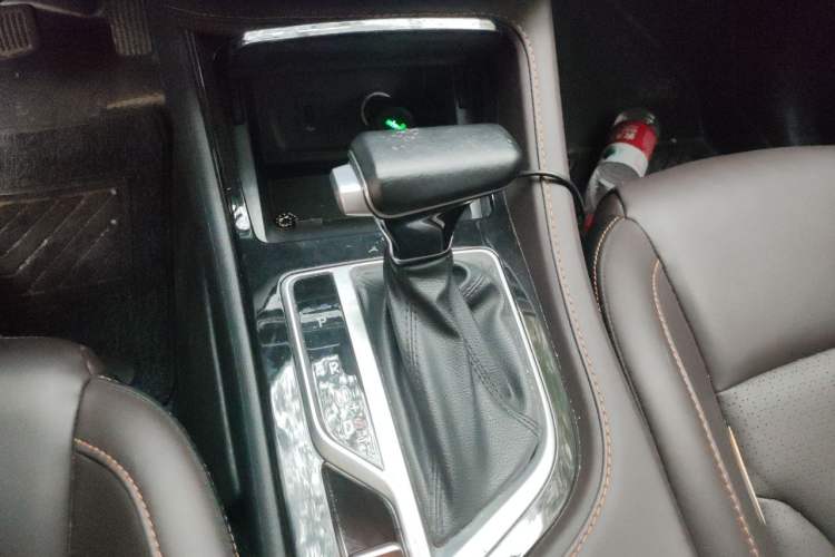 Used CHANGAN CS35PLUS 2019 1.6L Automatic Yue Lian Upgrade Edition Gear Lever