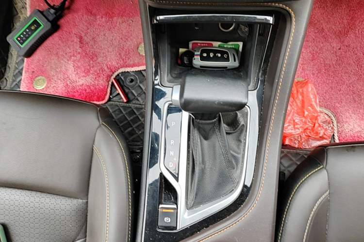 Used CHANGAN CS35PLUS 2019 1.6L Automatic Changlian Edition Gear Lever