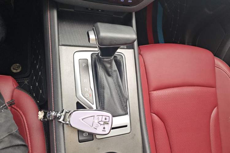 Used CHANGAN CS35PLUS 2019 1.4T DCT Chuanlian Blue Whale Edition Gear Lever