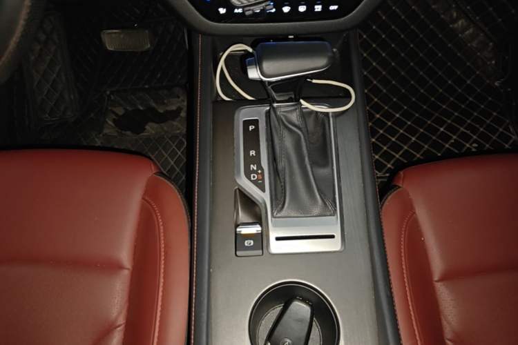 Used CHANGAN CS35PLUS 2019 1.4T DCT Chuanlian Blue Whale Edition Gear Lever