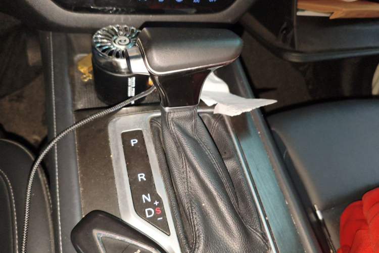 Used CHANGAN CS35PLUS 2019 1.4T DCT Chuanlian Blue Whale Edition Gear Lever