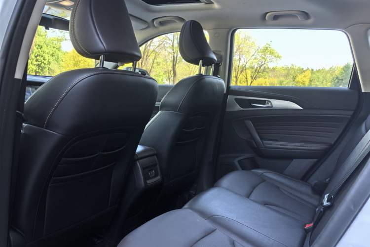 Used CHANGAN CS35PLUS 2019 1.6L Manual Chuanlian Edition Interior 2