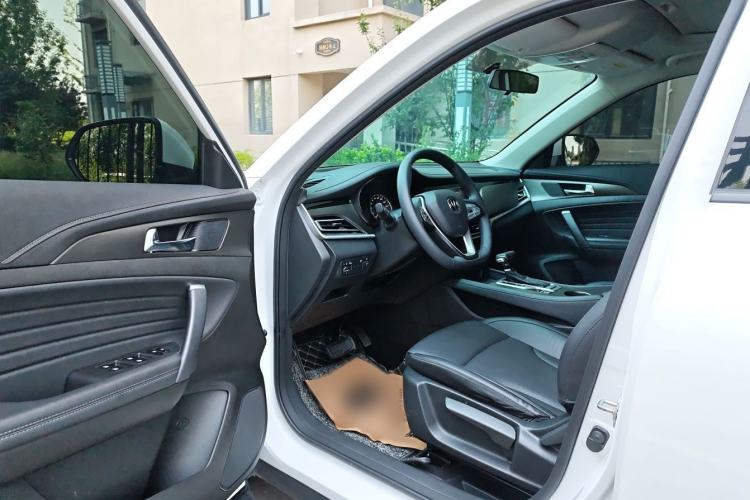 Used CHANGAN CS35PLUS 2019 1.4T DCT Chuanlian Blue Whale Edition Interior 2
