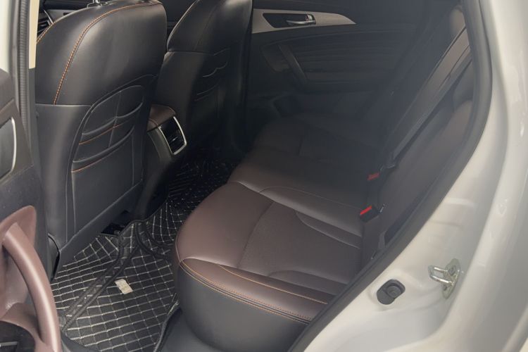 Used CHANGAN CS35PLUS 2019 1.6L Manual Cool Edition Interior 3