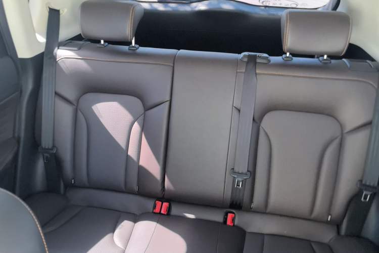 Used CHANGAN CS35PLUS 2019 1.6L Manual E-Link Upgrade Edition Interior 3