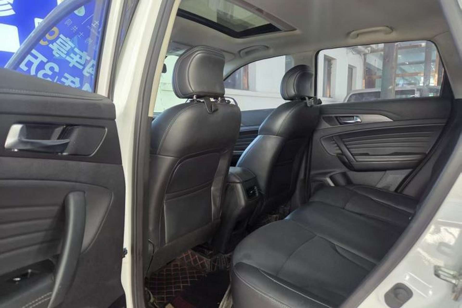 Used CHANGAN CS35PLUS 2019 1.4T DCT Chuanlian Blue Whale Edition Interior 5