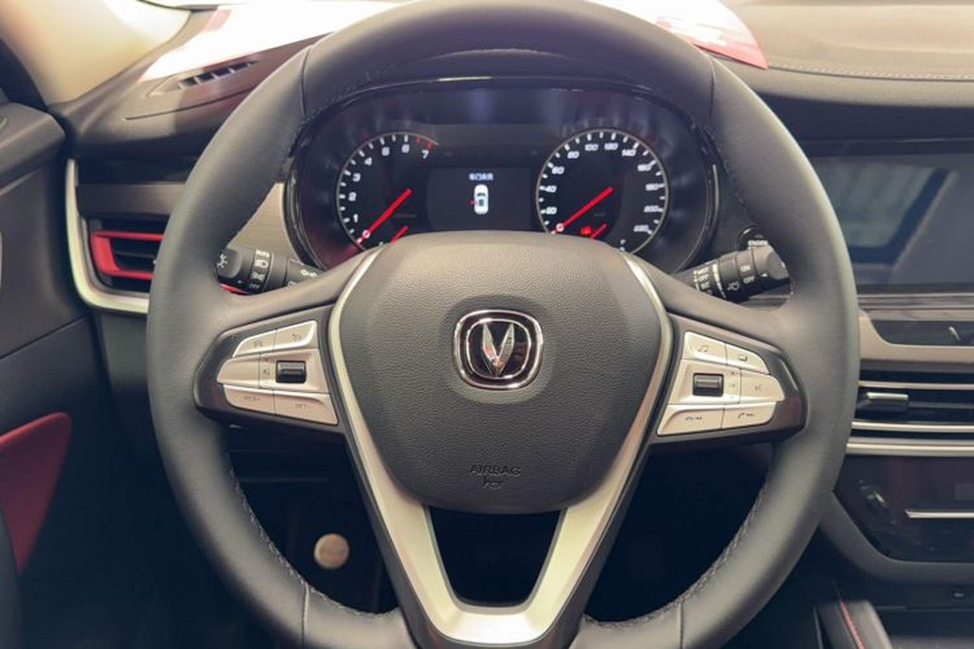 Used CHANGAN CS35PLUS 2019 1.4T DCT Chuanlian Blue Whale Edition Interior 6