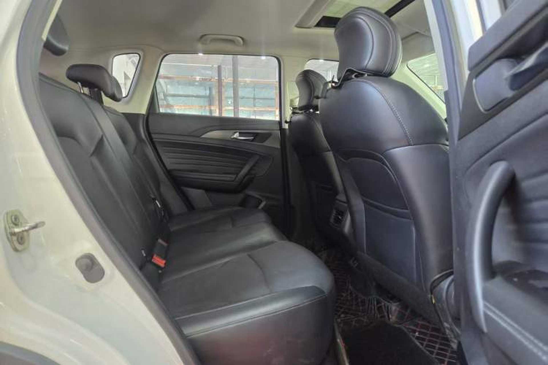 Used CHANGAN CS35PLUS 2019 1.4T DCT Chuanlian Blue Whale Edition Interior 7