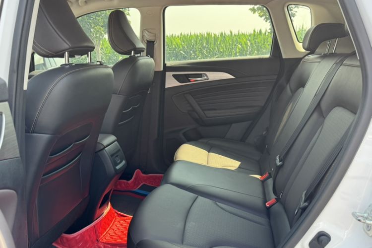 Used CHANGAN CS35PLUS 2019 1.6L Manual Chuanlian Edition Interior 8