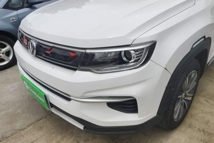 Used CHANGAN CS35PLUS 2019 1.4T DCT Chuanlian Blue Whale Edition Left Front Headlight