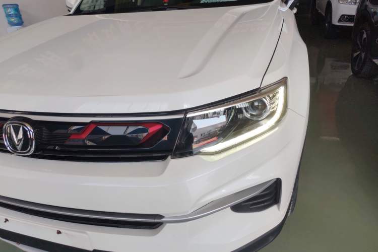 Used CHANGAN CS35PLUS 2019 1.4T DCT Chuanlian Blue Whale Edition Left Front Headlight
