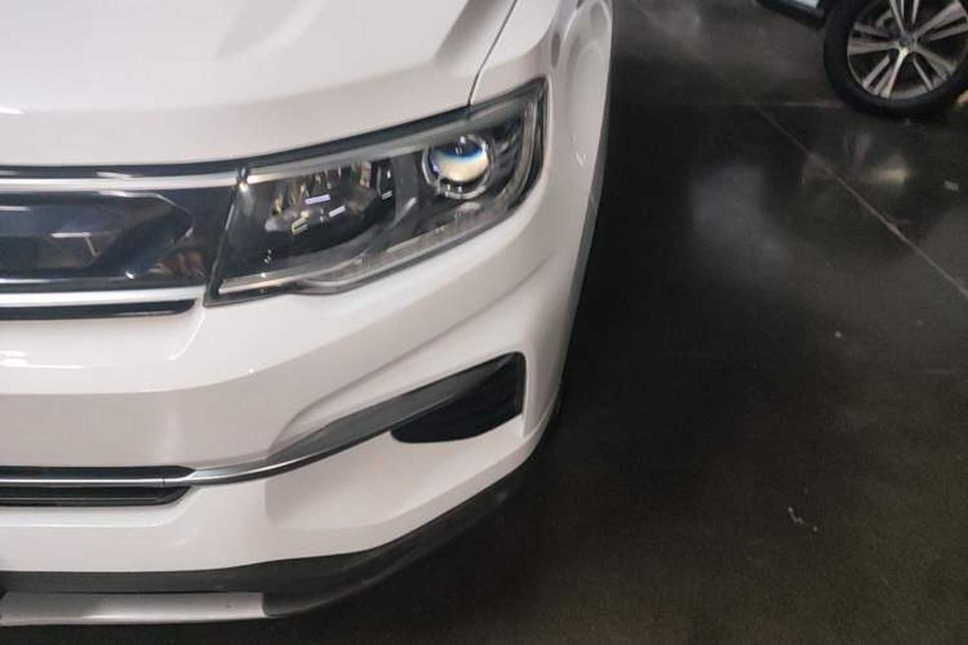 Used CHANGAN CS35PLUS 2019 1.6L Automatic Changlian Edition Left Front Headlight