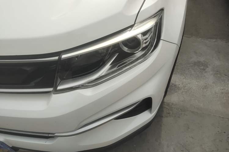 Used CHANGAN CS35PLUS 2019 1.6L Manual E-Link Upgrade Edition Left Front Headlight
