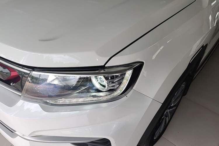 Used CHANGAN CS35PLUS 2019 1.4T DCT Chuanlian Blue Whale Edition Left Front Headlight