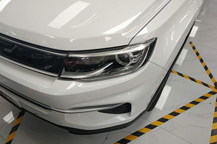 Used CHANGAN CS35PLUS 2019 1.6L Automatic Changlian Edition Left Front Headlight