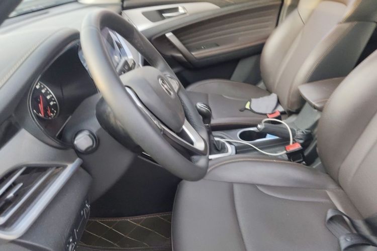 Used CHANGAN CS35PLUS 2019 1.6L Manual Chuanlian Edition Left Front Seat
