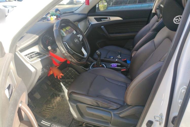Used CHANGAN CS35PLUS 2019 1.6L Manual Chuanlian Edition Left Front Seat