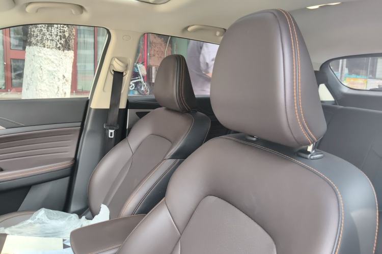 Used CHANGAN CS35PLUS 2019 1.6L Manual Chuanlian Edition Left Front Seat