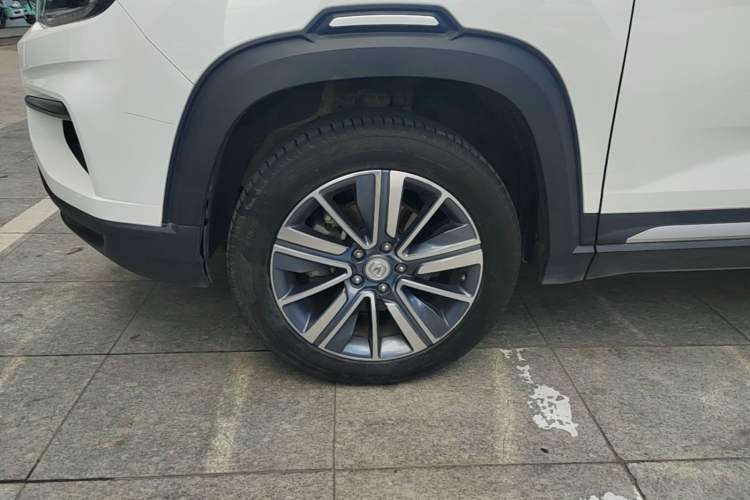 Used CHANGAN CS35PLUS 2019 1.6L Manual Chuanlian Edition Left Front Wheel Hub