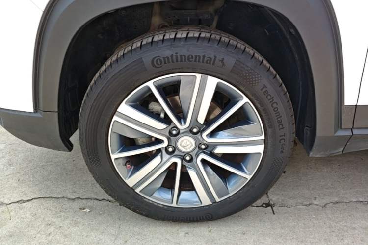 Used CHANGAN CS35PLUS 2019 1.6L Manual Chuanlian Edition Left Front Wheel Hub