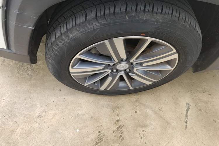 Used CHANGAN CS35PLUS 2019 1.4T DCT Chuanlian Blue Whale Edition Left Front Wheel Hub