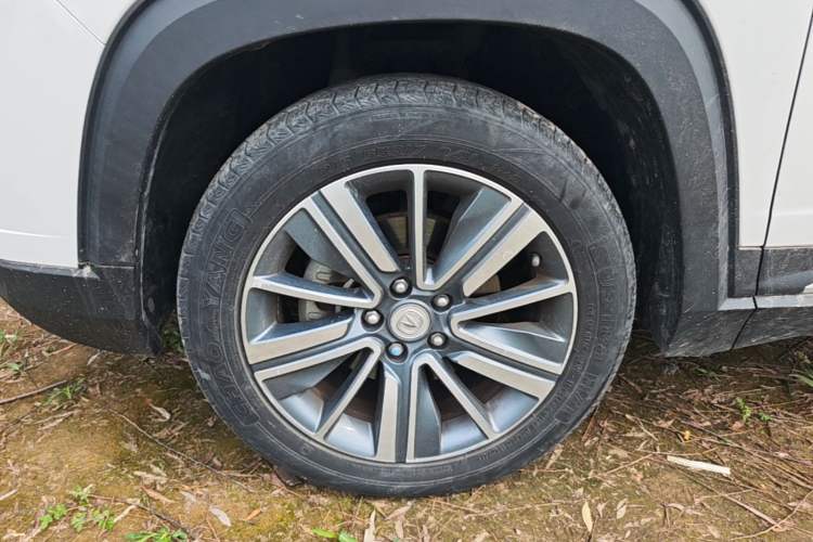 Used CHANGAN CS35PLUS 2019 1.4T DCT Chuanlian Blue Whale Edition Left Front Wheel Hub