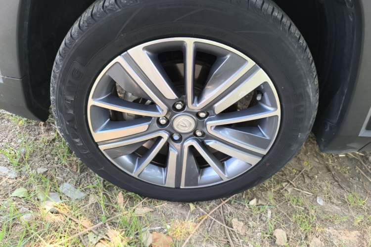 Used CHANGAN CS35PLUS 2019 1.4T DCT Chuanlian Blue Whale Edition Left Front Wheel Hub
