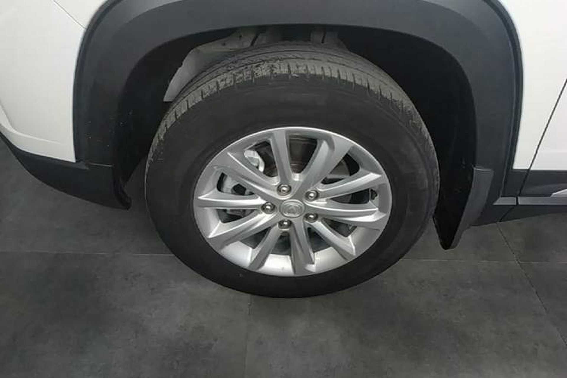 Used CHANGAN CS35PLUS 2019 1.6L Manual E-Link Upgrade Edition Left Front Wheel Hub