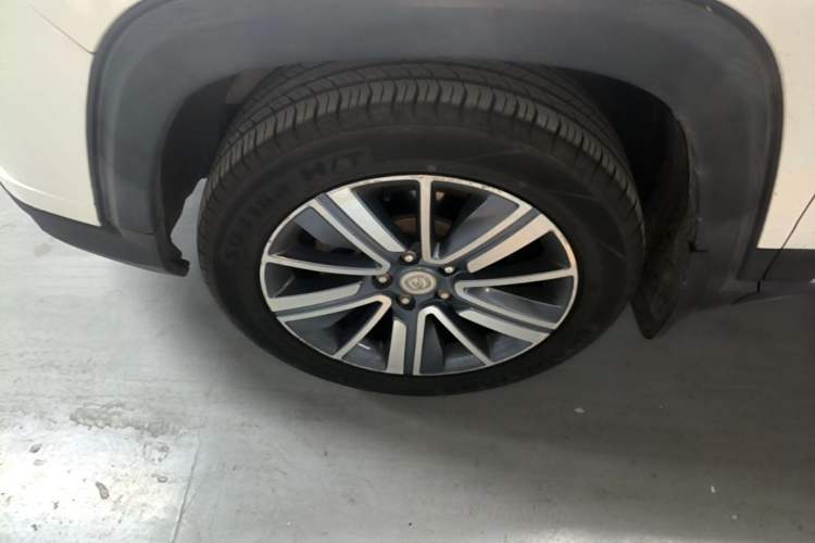 Used CHANGAN CS35PLUS 2019 1.6L Manual Chuanlian Edition Left Front Wheel Hub