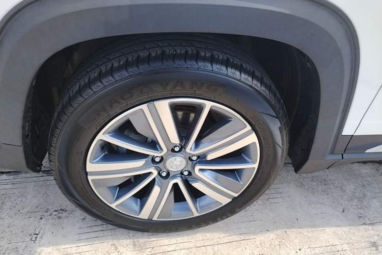 Used CHANGAN CS35PLUS 2019 1.4T DCT Chuanlian Blue Whale Edition Left Front Wheel Hub