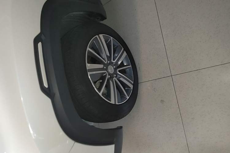 Used CHANGAN CS35PLUS 2019 1.4T DCT Chuanlian Blue Whale Edition Left Front Wheel Hub