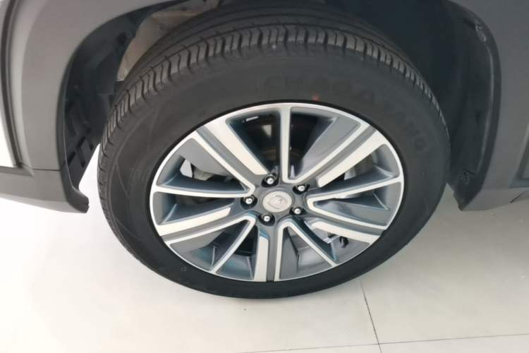 Used CHANGAN CS35PLUS 2019 1.6L Automatic Changlian Edition Left Front Wheel Hub