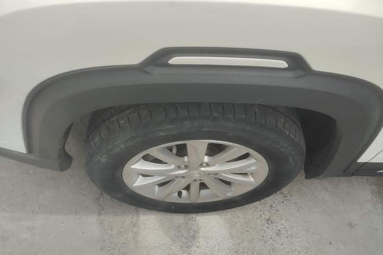 Used CHANGAN CS35PLUS 2019 1.6L Manual E-Link Upgrade Edition Left Front Wheel Hub