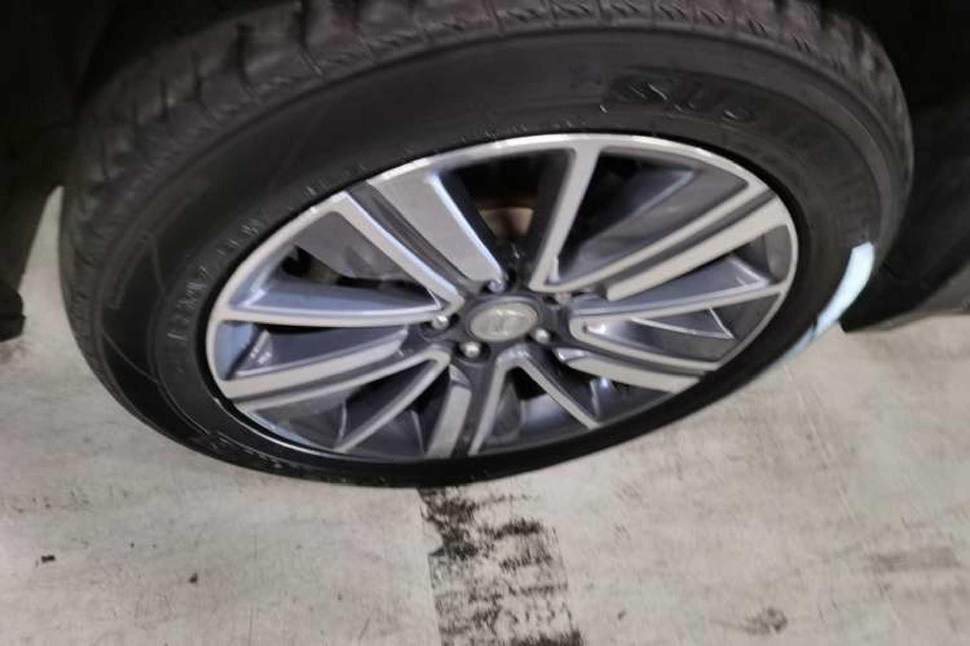 Used CHANGAN CS35PLUS 2019 1.4T DCT Chuanlian Blue Whale Edition Left Front Wheel Hub