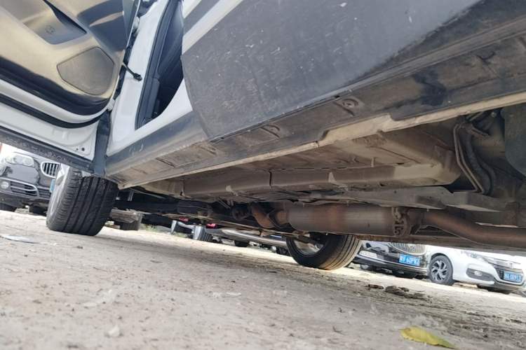Used CHANGAN CS35PLUS 2019 1.4T DCT CoolLink Blue Whale Edition Left Side Sill