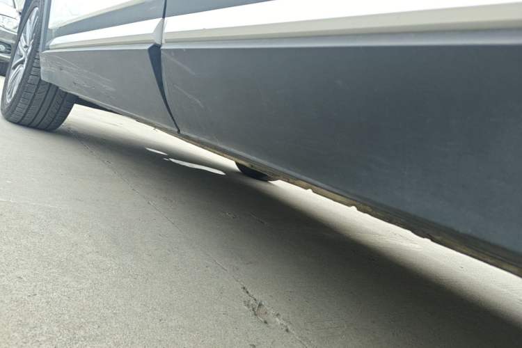 Used CHANGAN CS35PLUS 2019 1.4T DCT Chuanlian Blue Whale Edition Left Side Sill