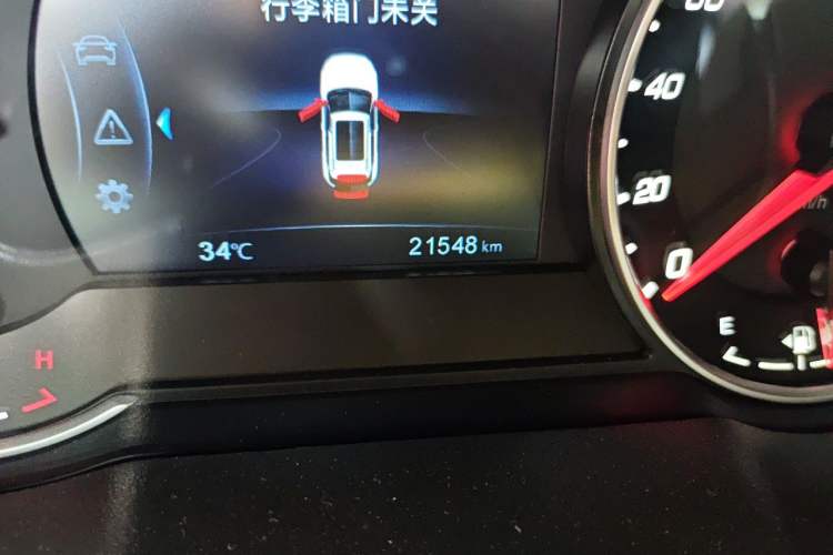 Used CHANGAN CS35PLUS 2019 1.6L Manual E-Link Upgrade Edition Odometer Close Up
