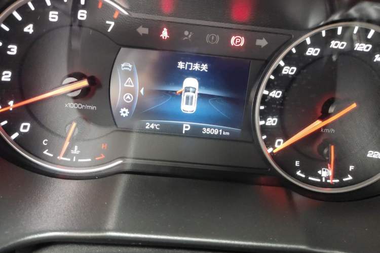 Used CHANGAN CS35PLUS 2019 1.4T DCT Chuanlian Blue Whale Edition Odometer Close Up
