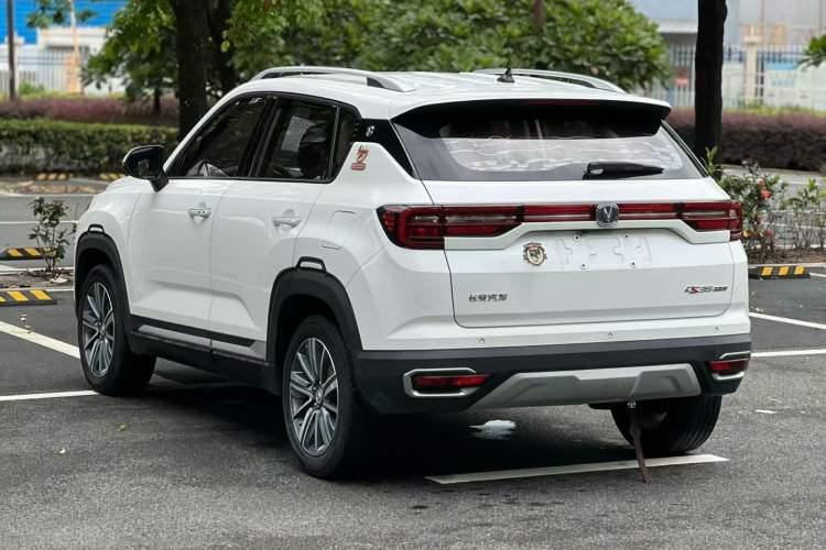 Used CHANGAN CS35PLUS 2019 1.6L Manual Chuanlian Edition Rear Left 45 Deg