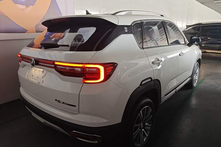 Used CHANGAN CS35PLUS 2019 1.6L Manual Chuanlian Edition Rear Right 45 Deg