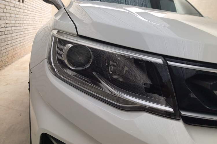 Used CHANGAN CS35PLUS 2019 1.6L Automatic Changlian Edition Right Front Headlight