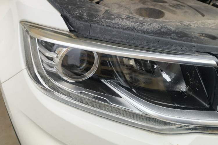 Used CHANGAN CS35PLUS 2019 1.6L Manual Chuanlian Edition Right Front Headlight