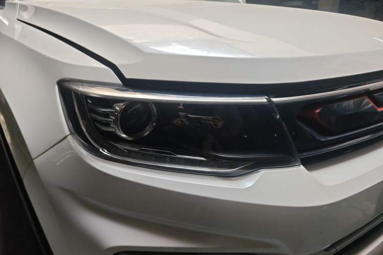 Used CHANGAN CS35PLUS 2019 1.4T DCT Chuanlian Blue Whale Edition Right Front Headlight