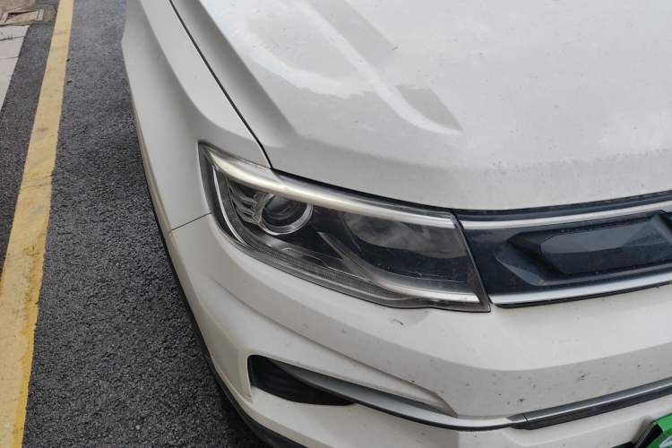 Used CHANGAN CS35PLUS 2019 1.6L Manual E-Link Upgrade Edition Right Front Headlight